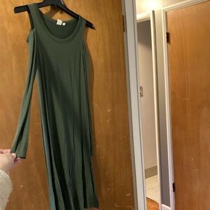 GAP Green bare Shoulder Sheath Dress with long sleeves